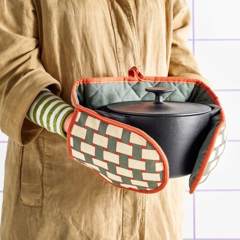 IKEA RINNIG Oven Mitt NWT